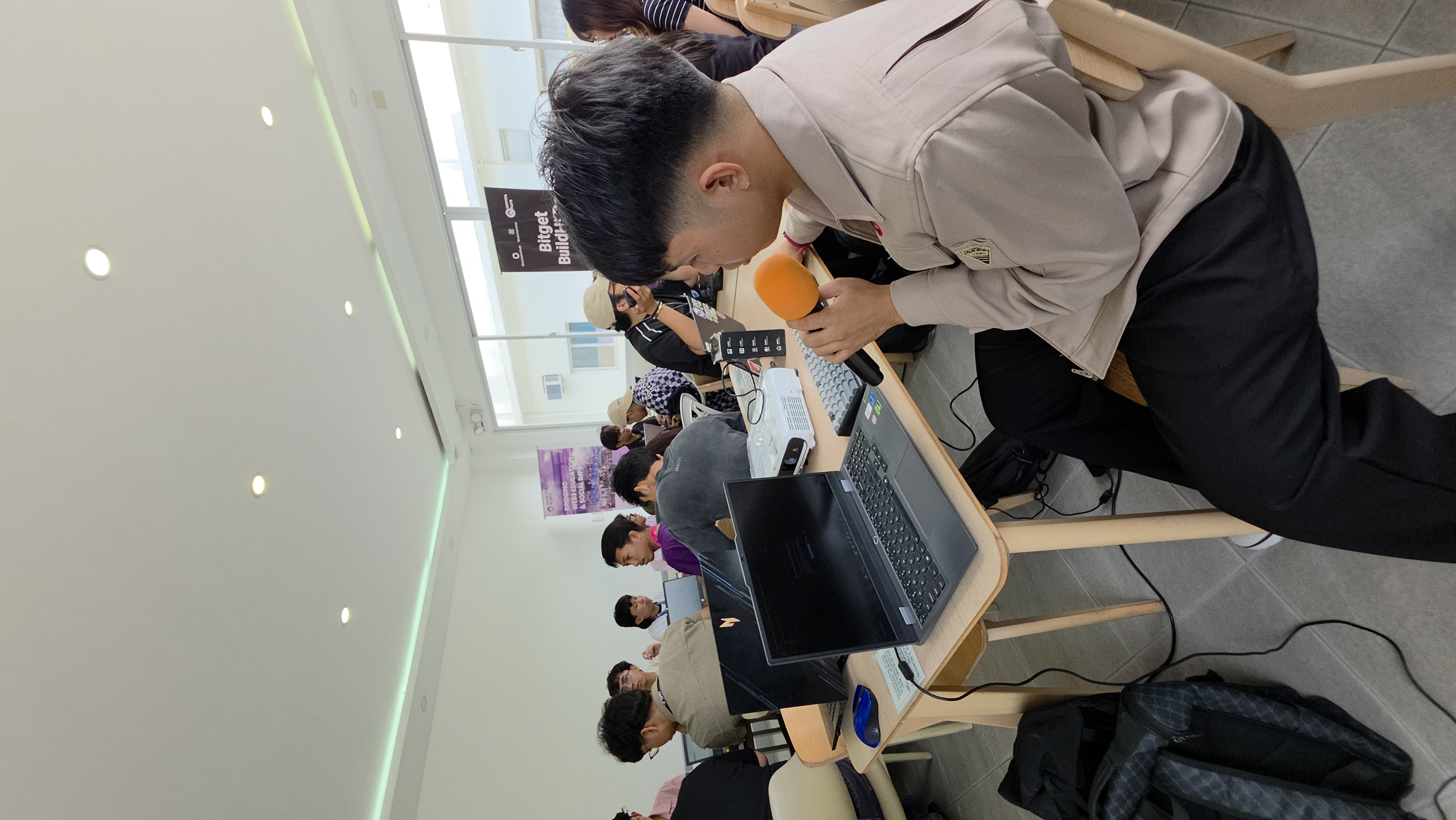 GrantiX × Social-Impact Fundraising program photo 6