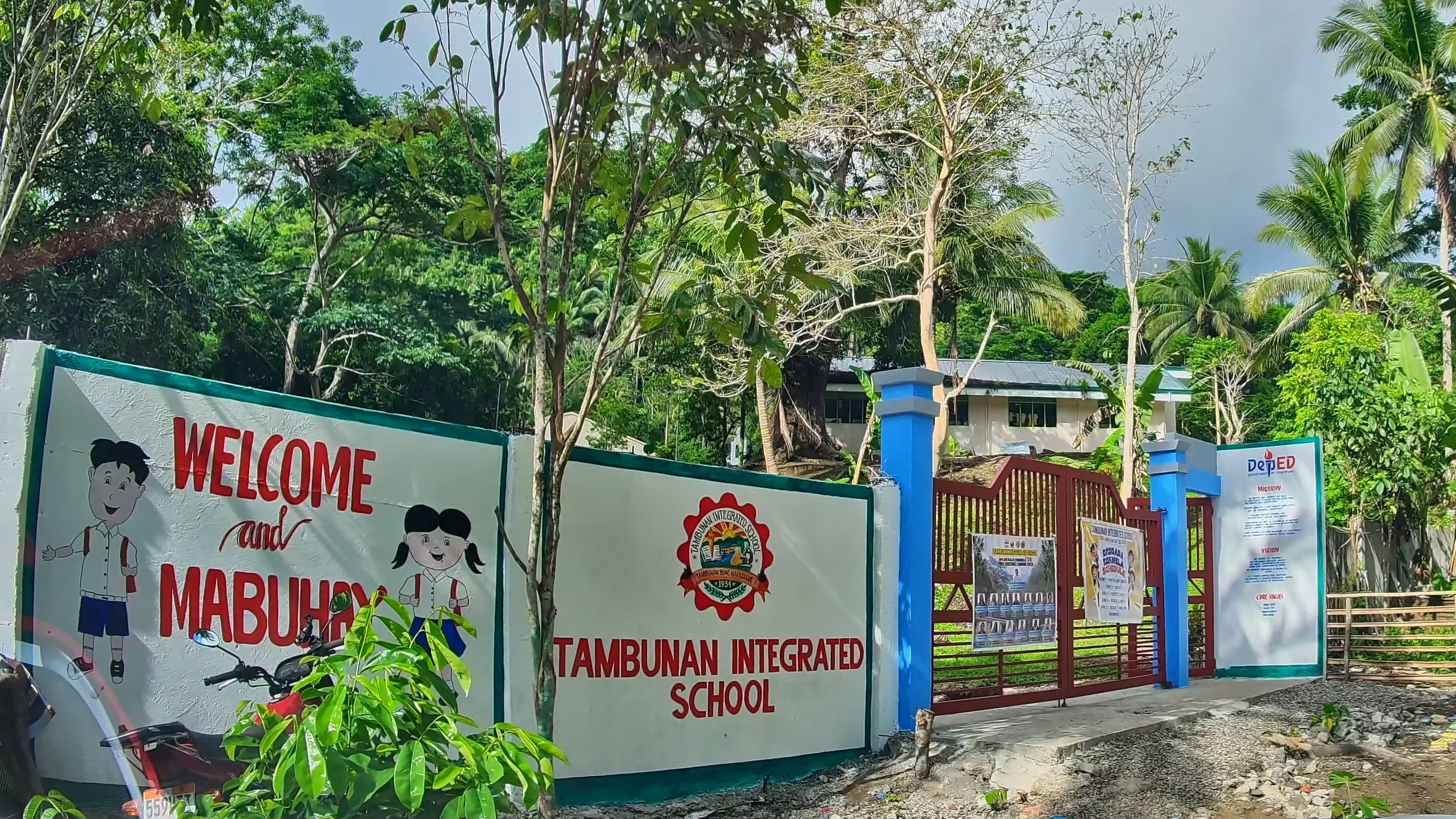 Mini-Library Mission & Outreach Program program photo 2